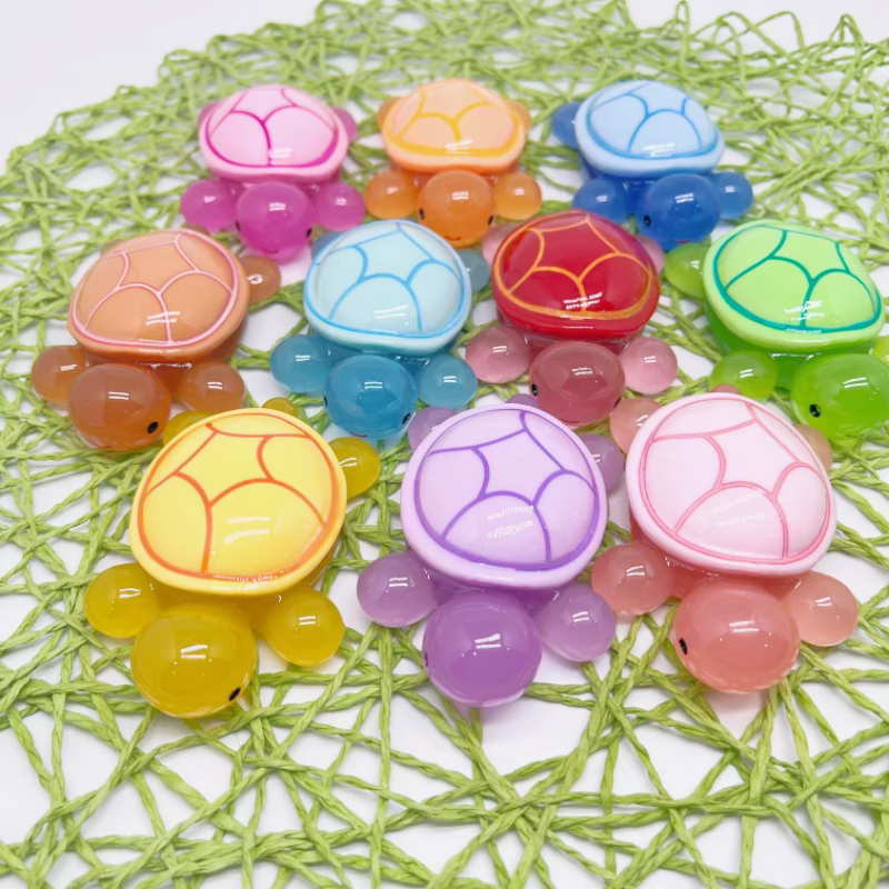 Luminous Gaint Turtle（8.6cm*5.8cm）