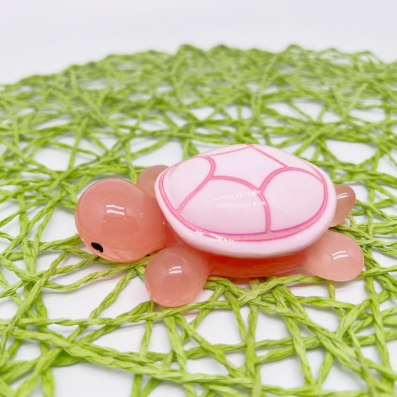 Luminous Gaint Turtle（8.6cm*5.8cm）